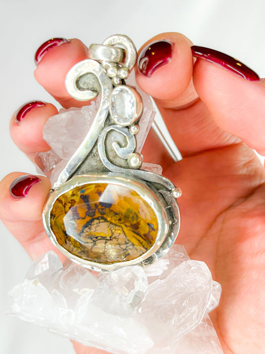 Sterling Silver Necklace with Dendritic Quartz and Faceted Quartz – Elegance Inspired by Nature