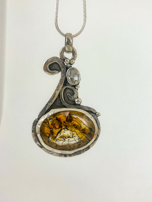 Sterling Silver Necklace with Dendritic Quartz and Faceted Quartz – Elegance Inspired by Nature