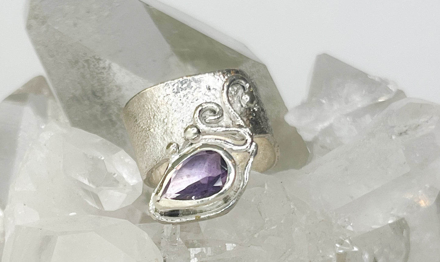 Silver Ring with Amethyst