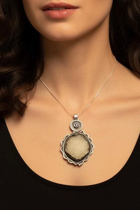Druzy Quartz & Amethyst pendant