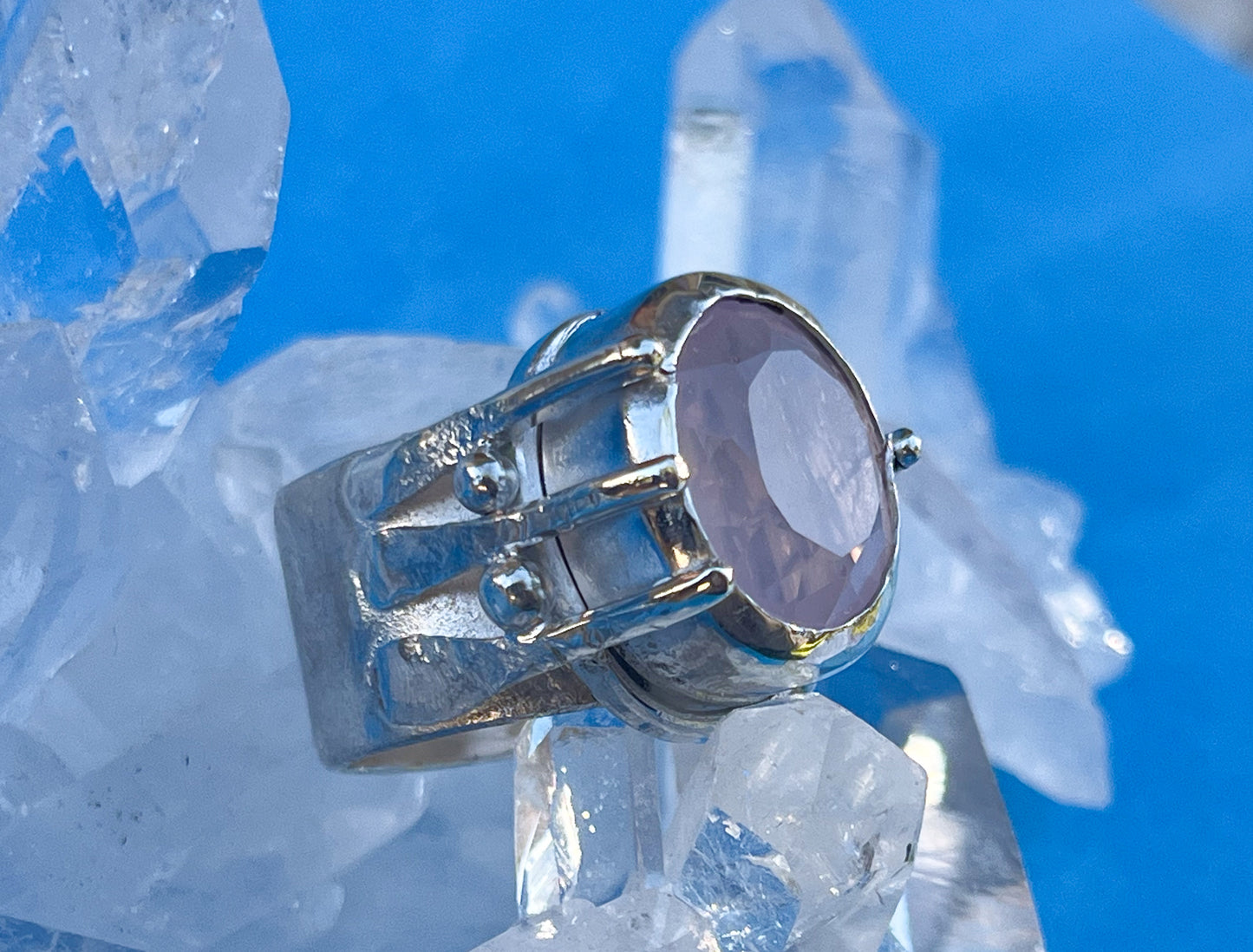 Sterling Silver ring with            Rose Quartz