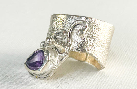 Silver Ring with Amethyst